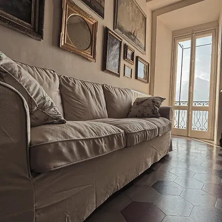 Caffe Apartment Varenna